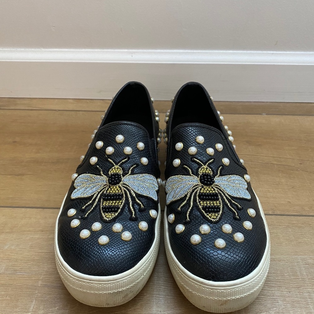 STEVE MADDEN Bumble Bee Loafers